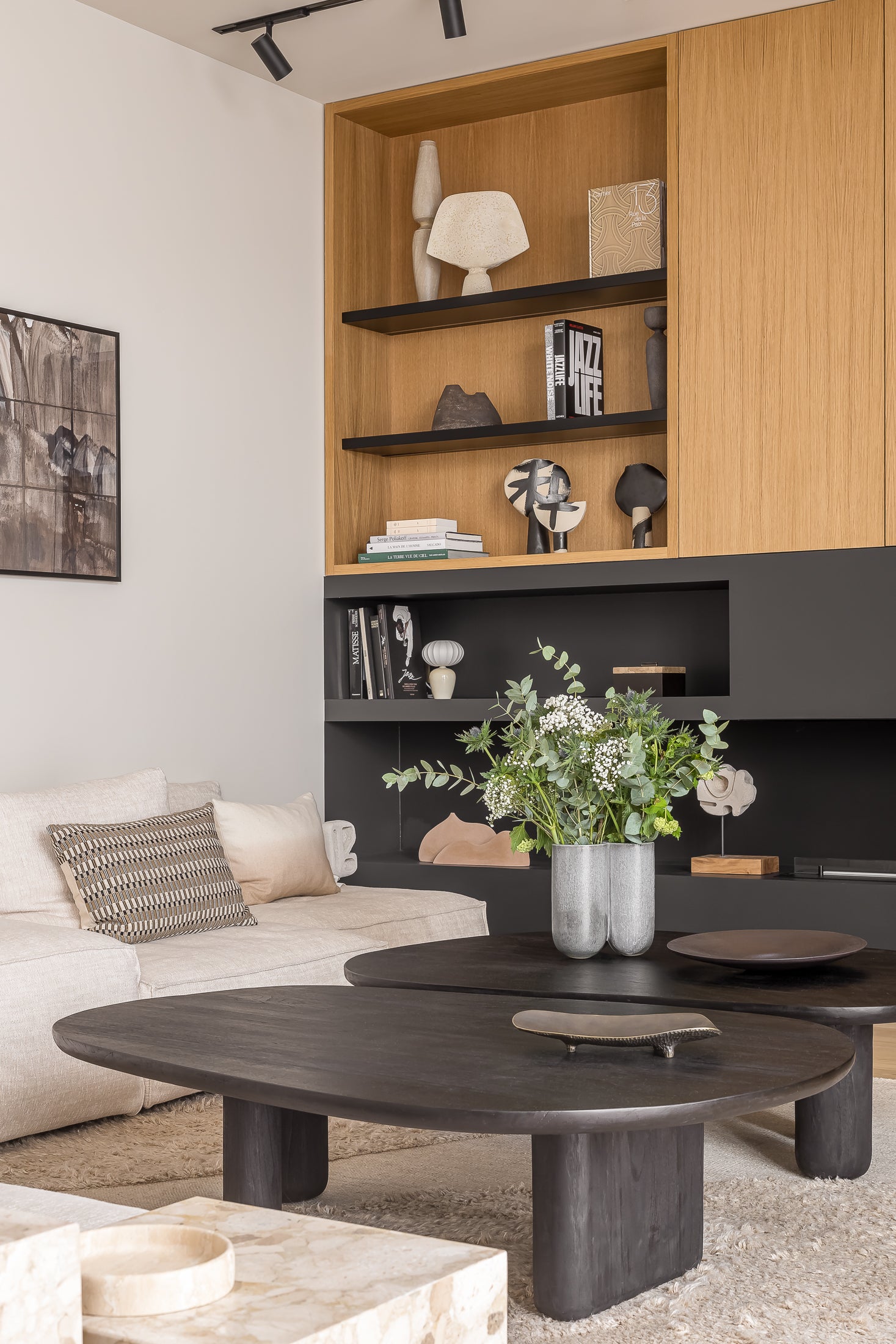 Maho coffee table in stained oak wood