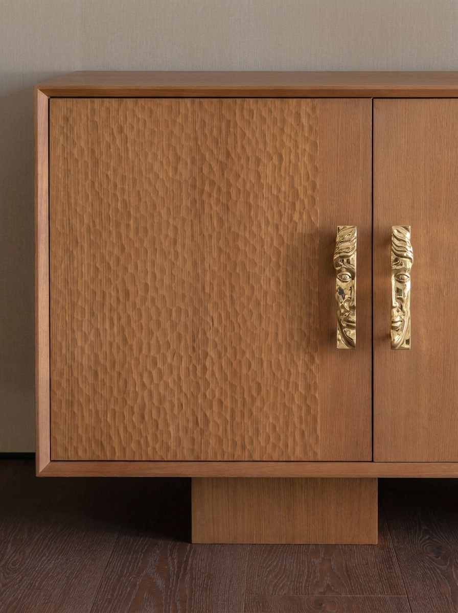 Swivel armchair Le C.