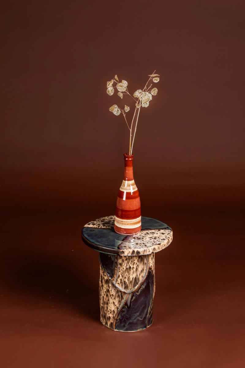 Side table Basalte by Diane Fekete, hand-glazed chamotte stoneware from her Marseille atelier. A functional sculpture, organic forms and a unique play of nuances in each piece.