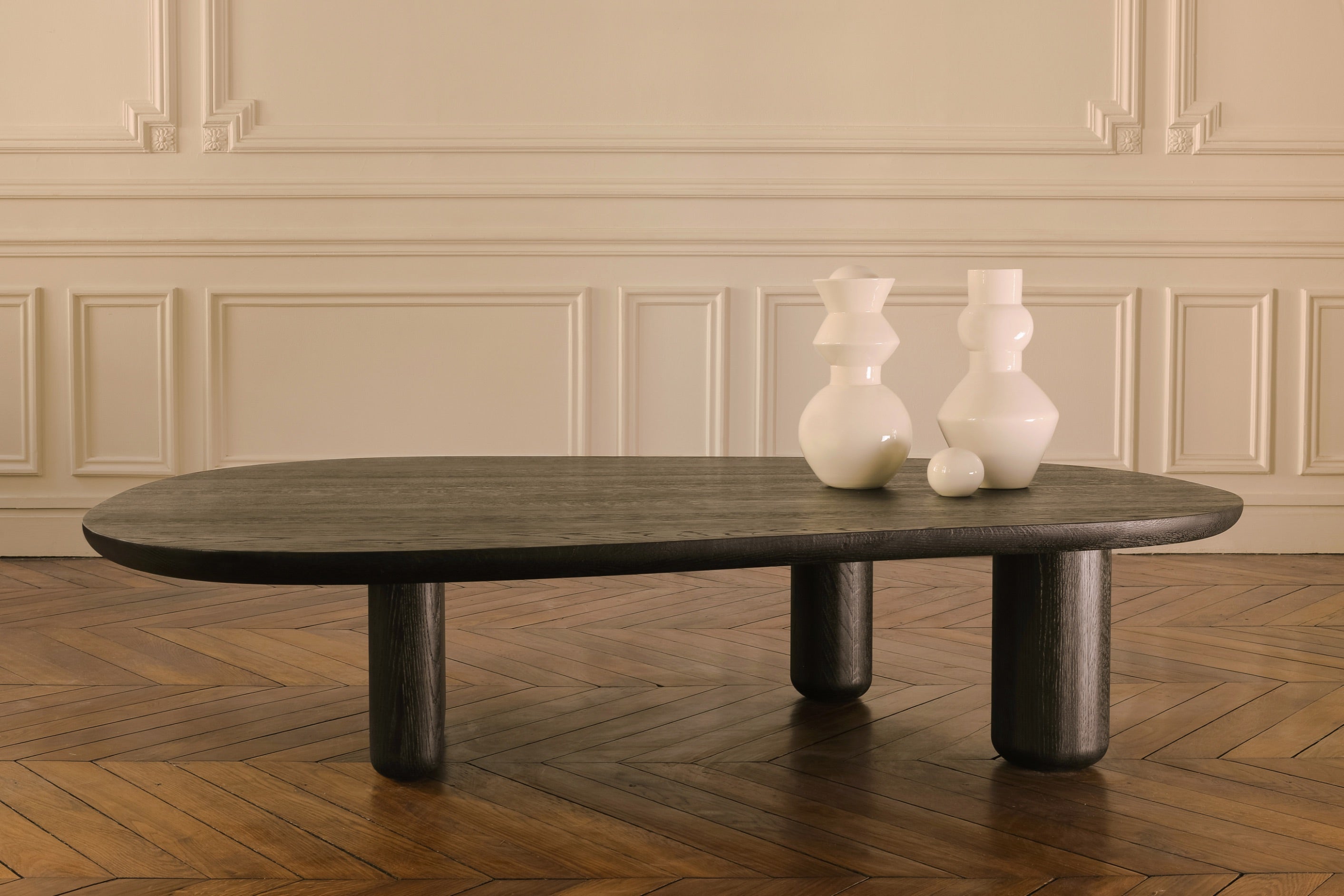 Maho coffee table in stained oak wood