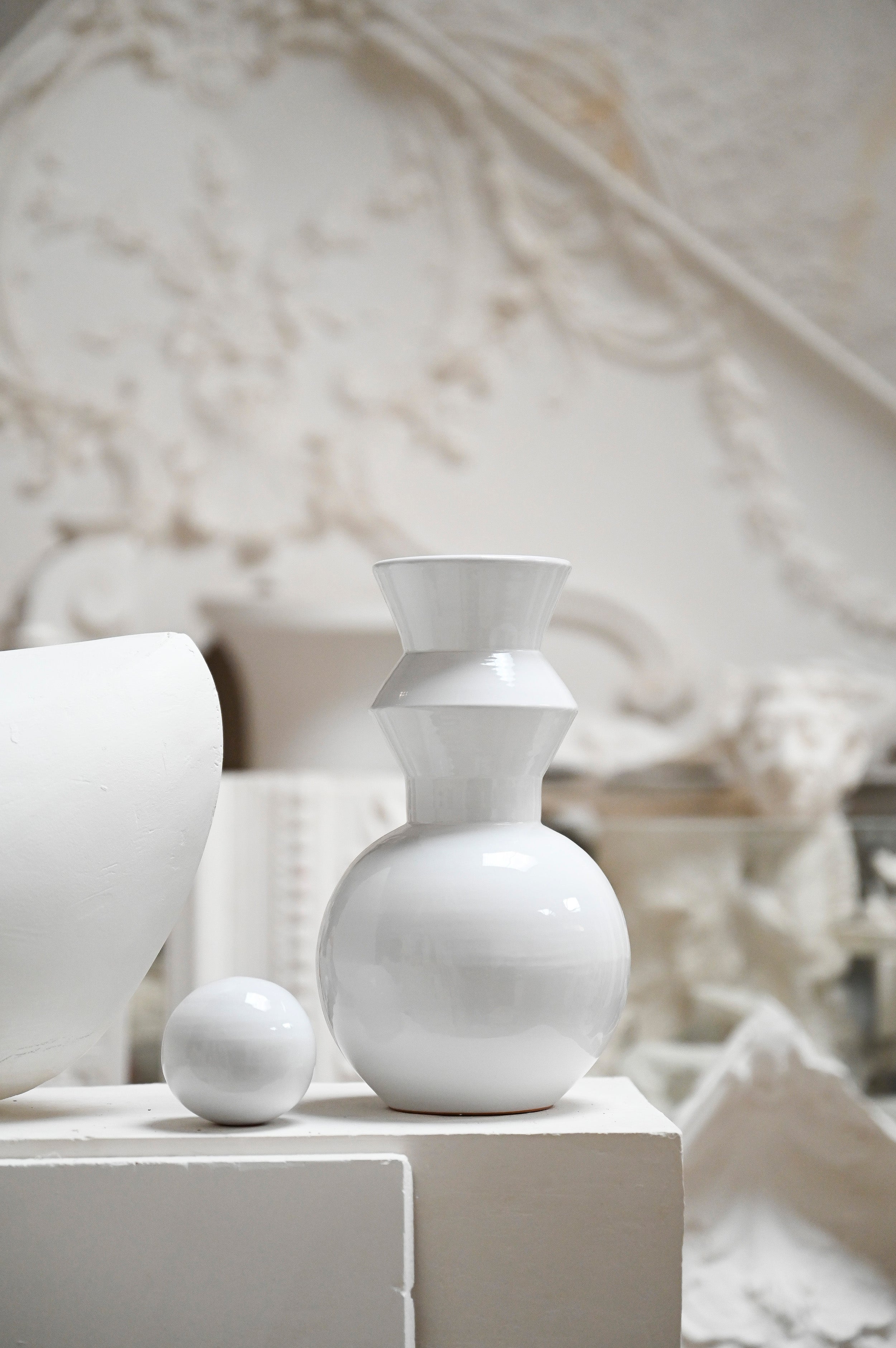 Pino White Vase